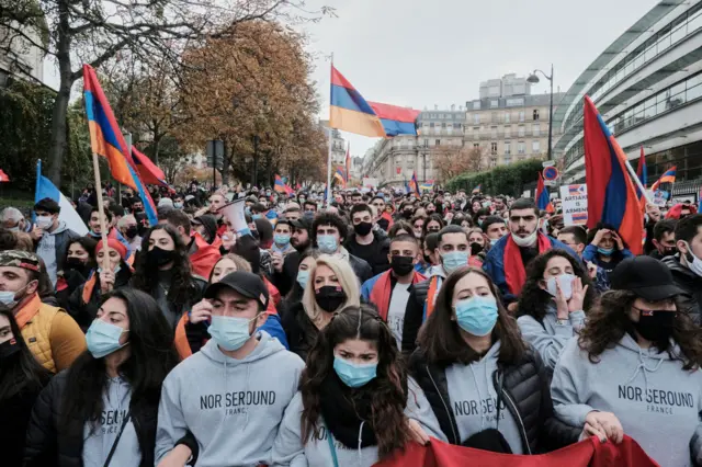 демонстрация в поддержку армян Карабаха в Париже 25.10.20