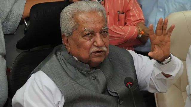 केशुभाई पटेल