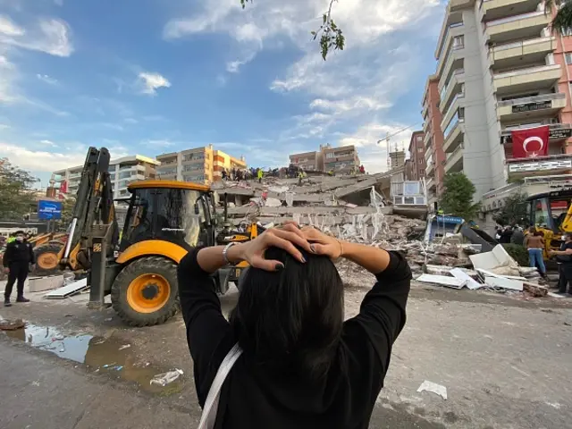 İzmir'de deprem