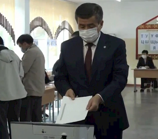 президент Жээнбеков