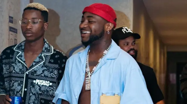 Lil Frosh na Davido