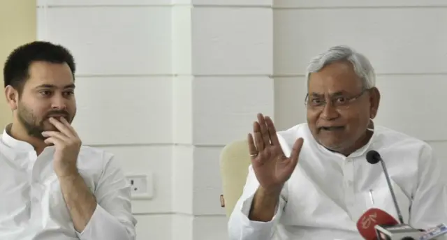 तेजस्वी और नीतीश