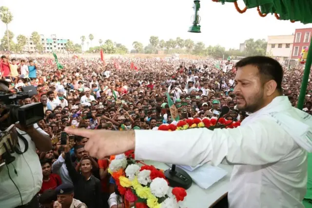 तेजस्वी यादव
