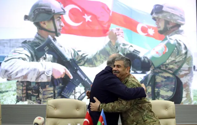 Zakir Həsənov  ve Hulusi Akar
