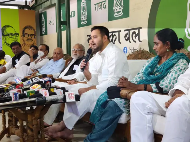 तेजस्वी यादव