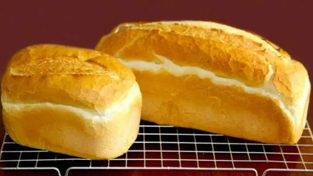 Buredi ti wọn sẹsẹ se lori ina