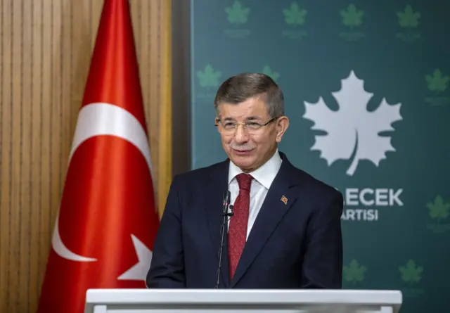 Ahmet Davutoğlu