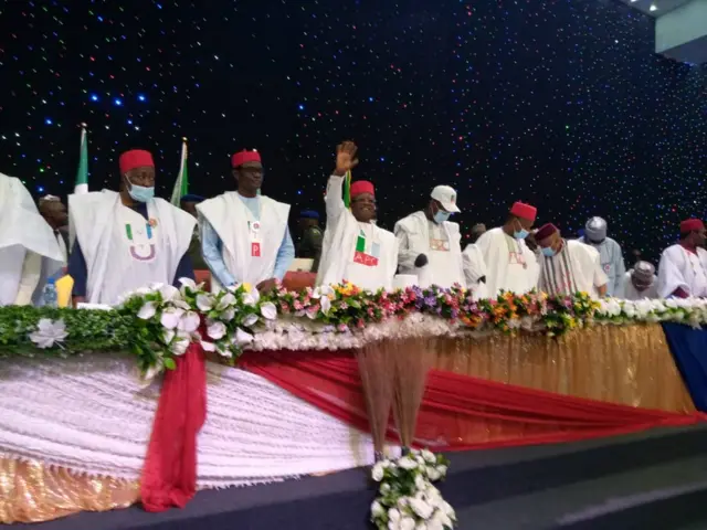David Umahi na ndị na anabata ya na APC