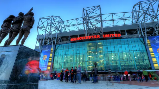 Ọgbọegwuregwu Old Trafford ndị Manchester United