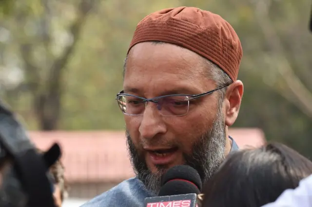 ओवैसी