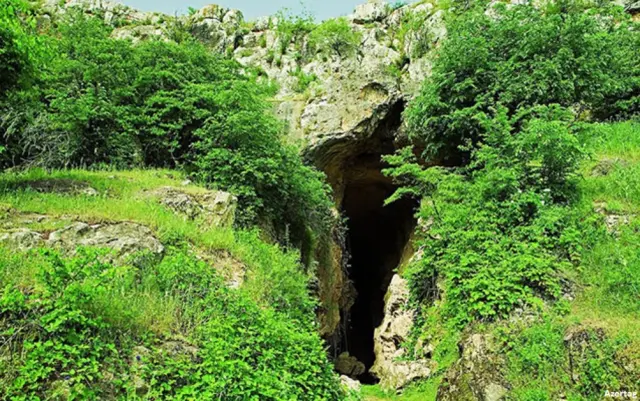 Azərbaycan Azıx mağarası