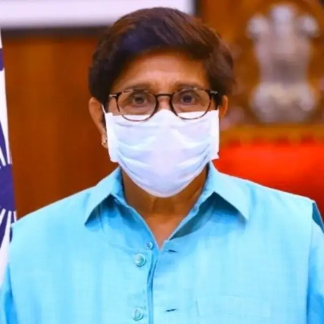 நிவர்