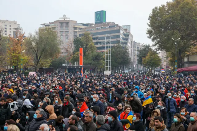 Yerevanda etiraz aksiyaları