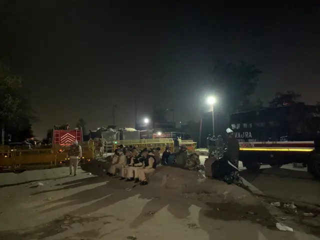 किसान और पुुलिस