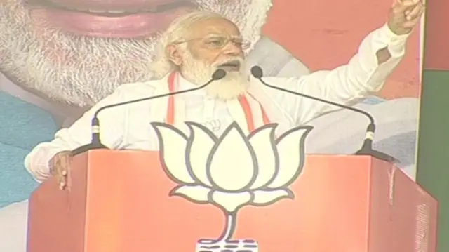 घोटाला हार रहा है, विकास जीत रहा है – पीएम मोदी