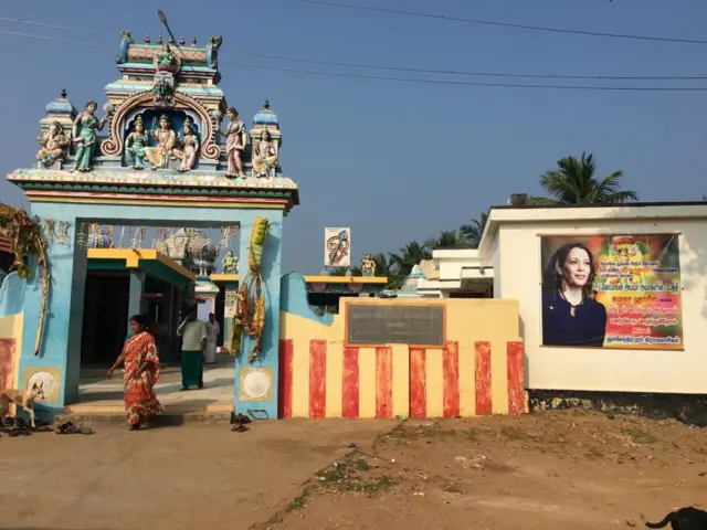 కమలా హారిస్ కోసం పూజలు