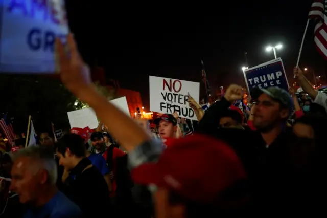 Arizona'daki Trump destekçileri