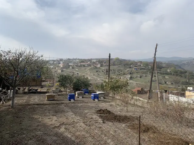 Тех - последнее село на собственно армянской территории по дороге в Карабах