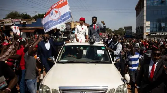 Bobi Wine candidat à la présidence sous les couleurs de la Plate-forme d'unité nationale