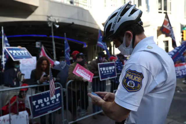 પ્રતીકાત્મક તસવીર