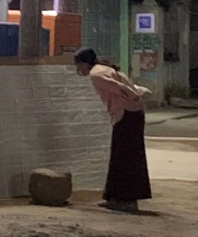 မုံရွာက မဲပေးသူတွေ