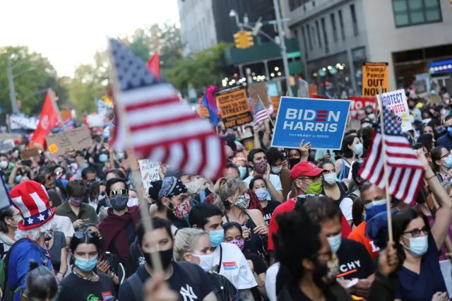 बाइडन की जीत पर क्या रही अमरीकियों की प्रतिक्रिया