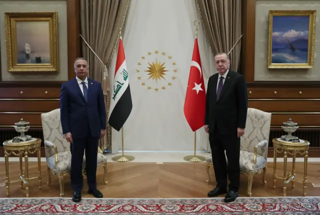 الرئيس أردوغان ورئيس الوزراء العراقي مصطفى الكاظمي
