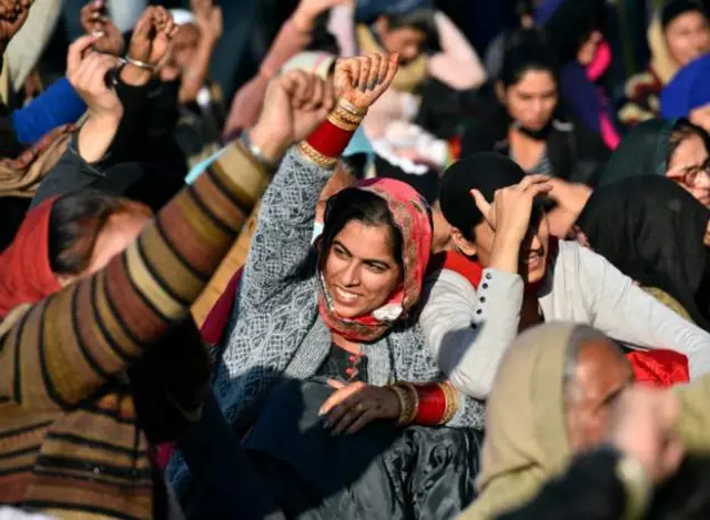 सरकार से आगे की बातचीत पर किसान संगठन आज करेंगे फ़ैसला