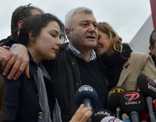 Tuncay Özkan