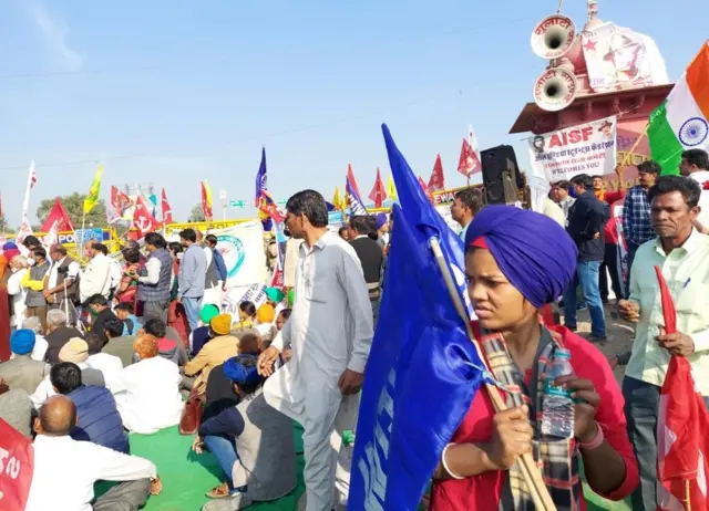 दिल्ली-जयपुर हाइवे पर किसान विरोध प्रदर्शन