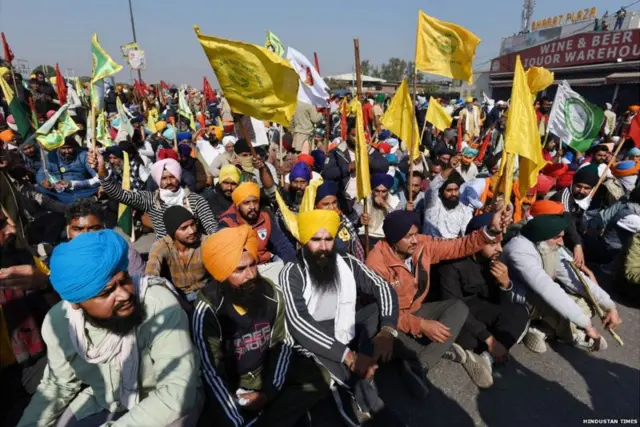 प्रदर्शनकारी किसान