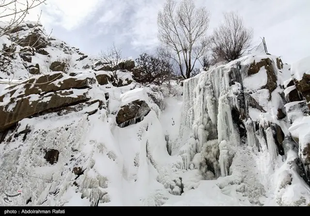آبشار گنجنامه همدان