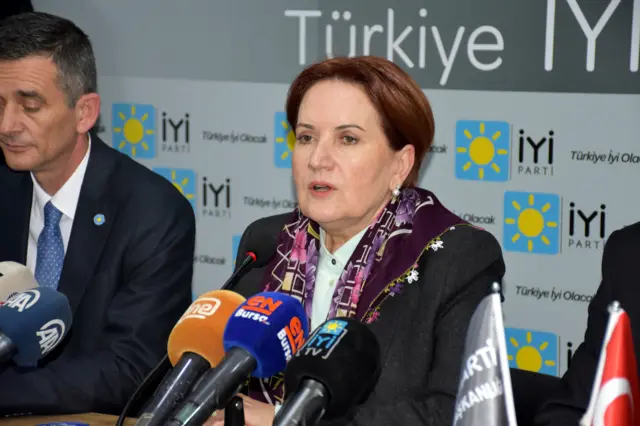 MERAL AKSENER