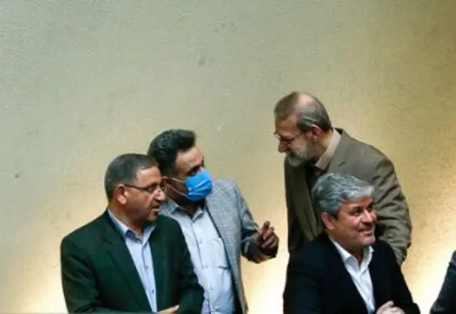 گفت و گوی شماری از نمایندگان و رئیس مجلس امروز در جایگاه هیات رئیسه