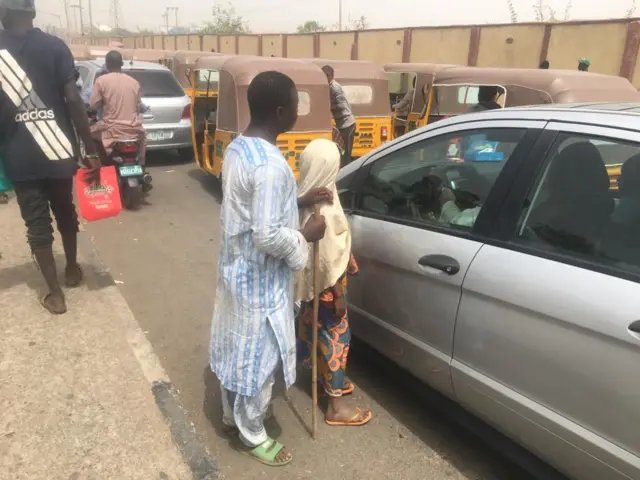 Almajirai sun yi watsi da dokar Ganduje ta hana bara