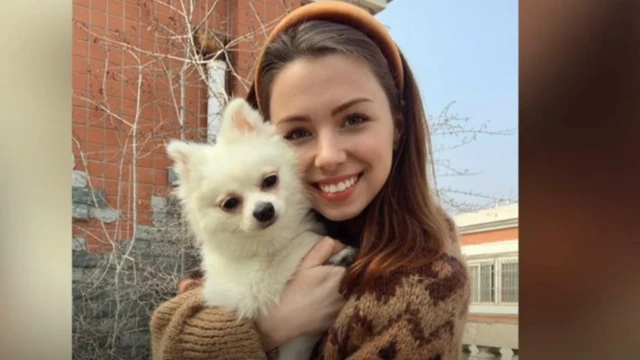 Người mẫu Ukraine, Anastasiya Zinchenko và chó Misha