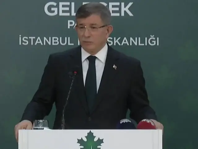 Ahmet Davutoğlu