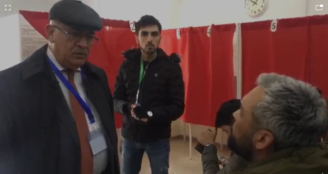 seçki dairəsinin sədri, müşahidəçi