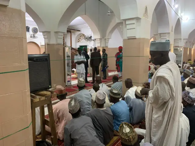 Gwamna Ganduje zai yi sallar Juma'a a gidan Sarki