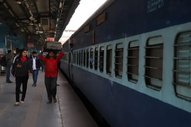 रेलवे प्लेटफॉर्म