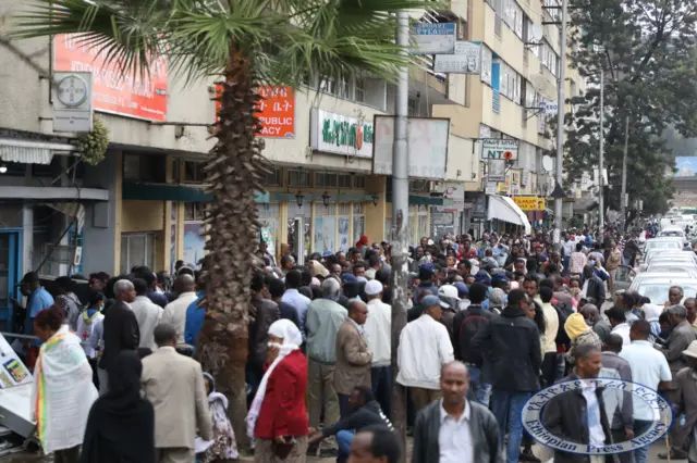 Finfinneetti uummanni walitti qabamuun wayita saanitaayizer bituuf jedhu