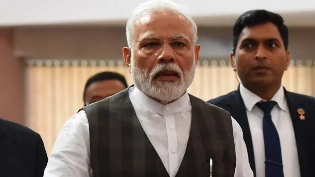 मोदी