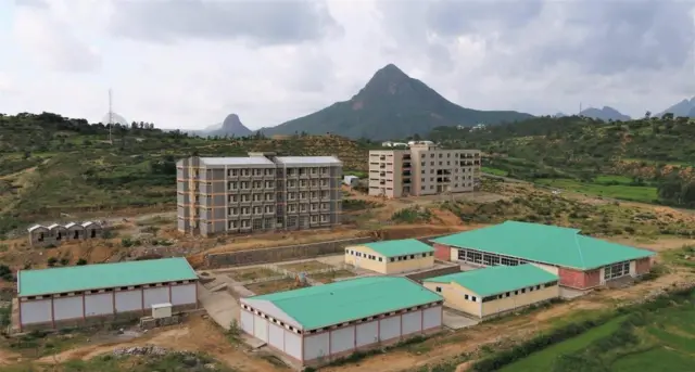 ዩንቨርሲቲ ኣክሱም