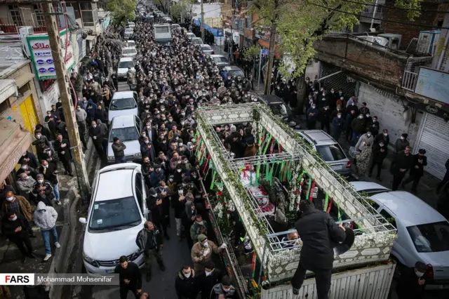مراسم تشییع در ورد آورد تهران