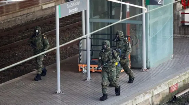 ispanya da temizlik yapan askerler