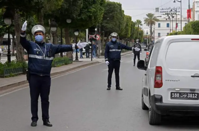 Tunisia waxaa looga dhawaaqay banddow