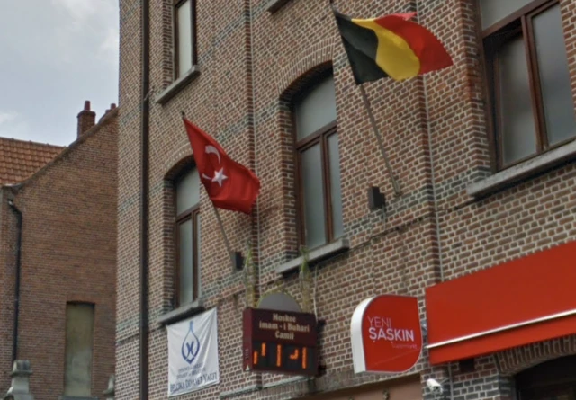 Antwerp Merkezindeki İmam Buhari Camii