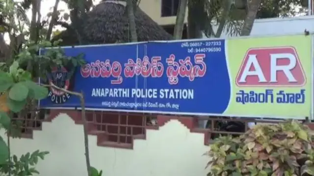 మద్యం అక్రమంగా తరలించిన ఎక్సైజ్ సీఐ