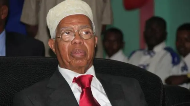 Nuur Cade- ra'iisul wasaarihii hore ee Soomaaliya