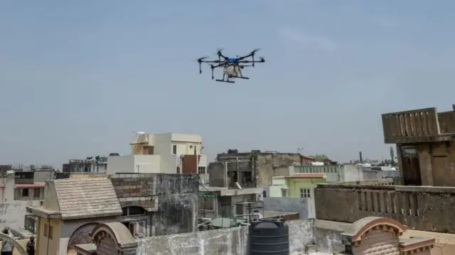 ડ્રોનથી નિરીક્ષણ